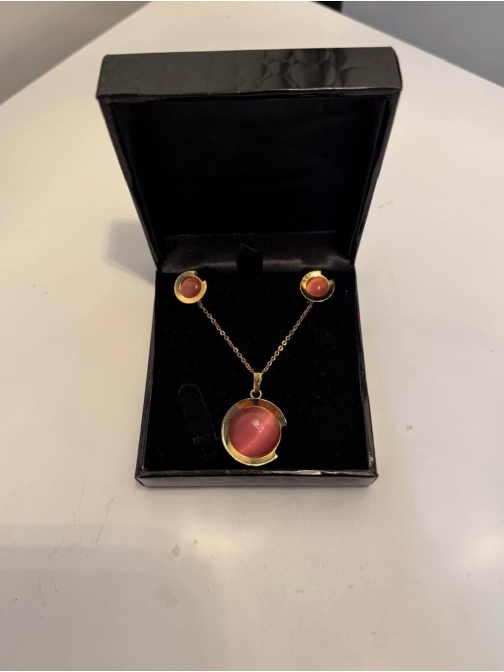 Swatch Gold-Tone Necklace and Stud Earrings with Pink Cat's Eye Stones